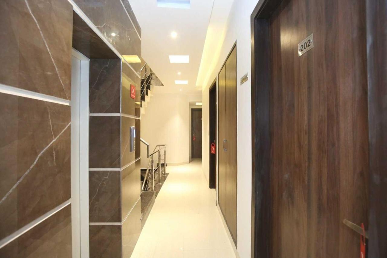 Hotel O Grand Star Αμριτσάρ Εξωτερικό φωτογραφία