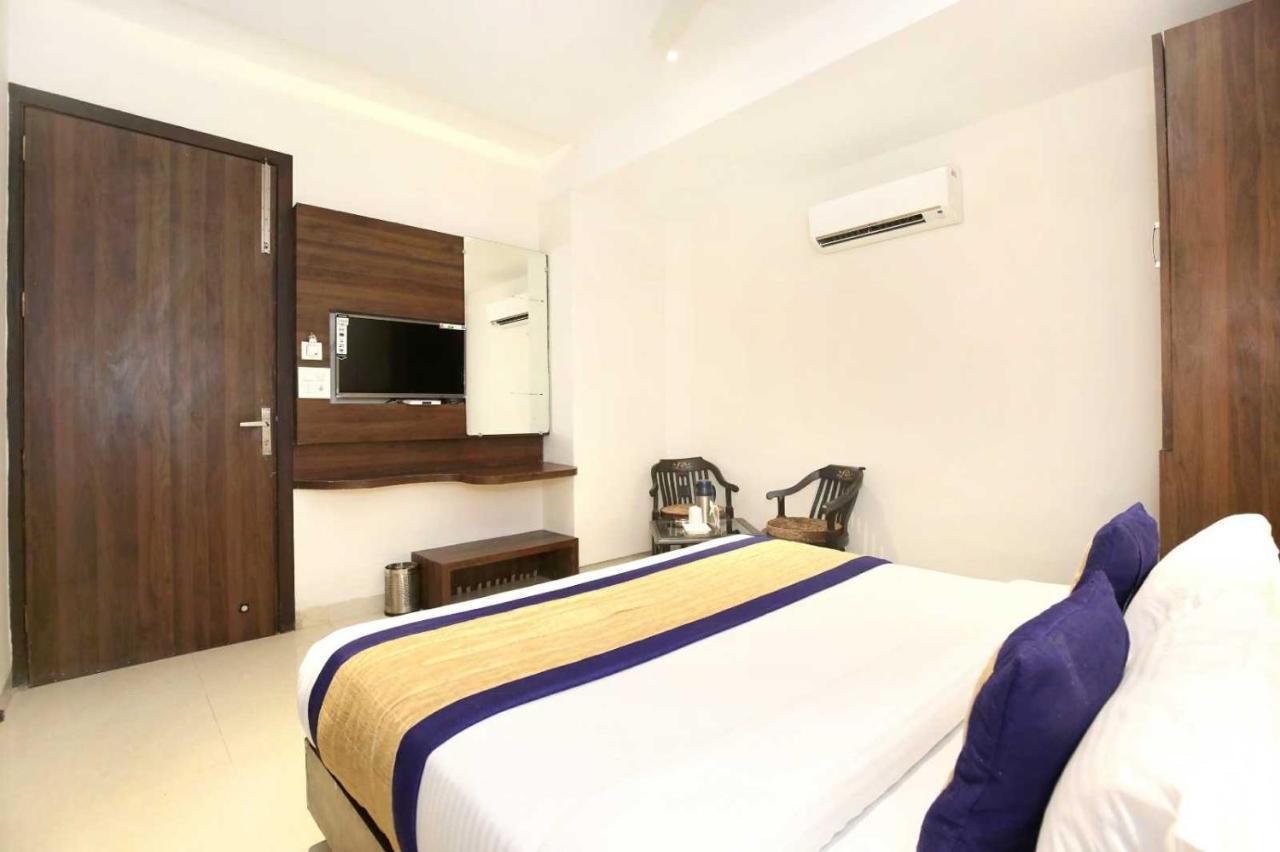 Hotel O Grand Star Αμριτσάρ Εξωτερικό φωτογραφία